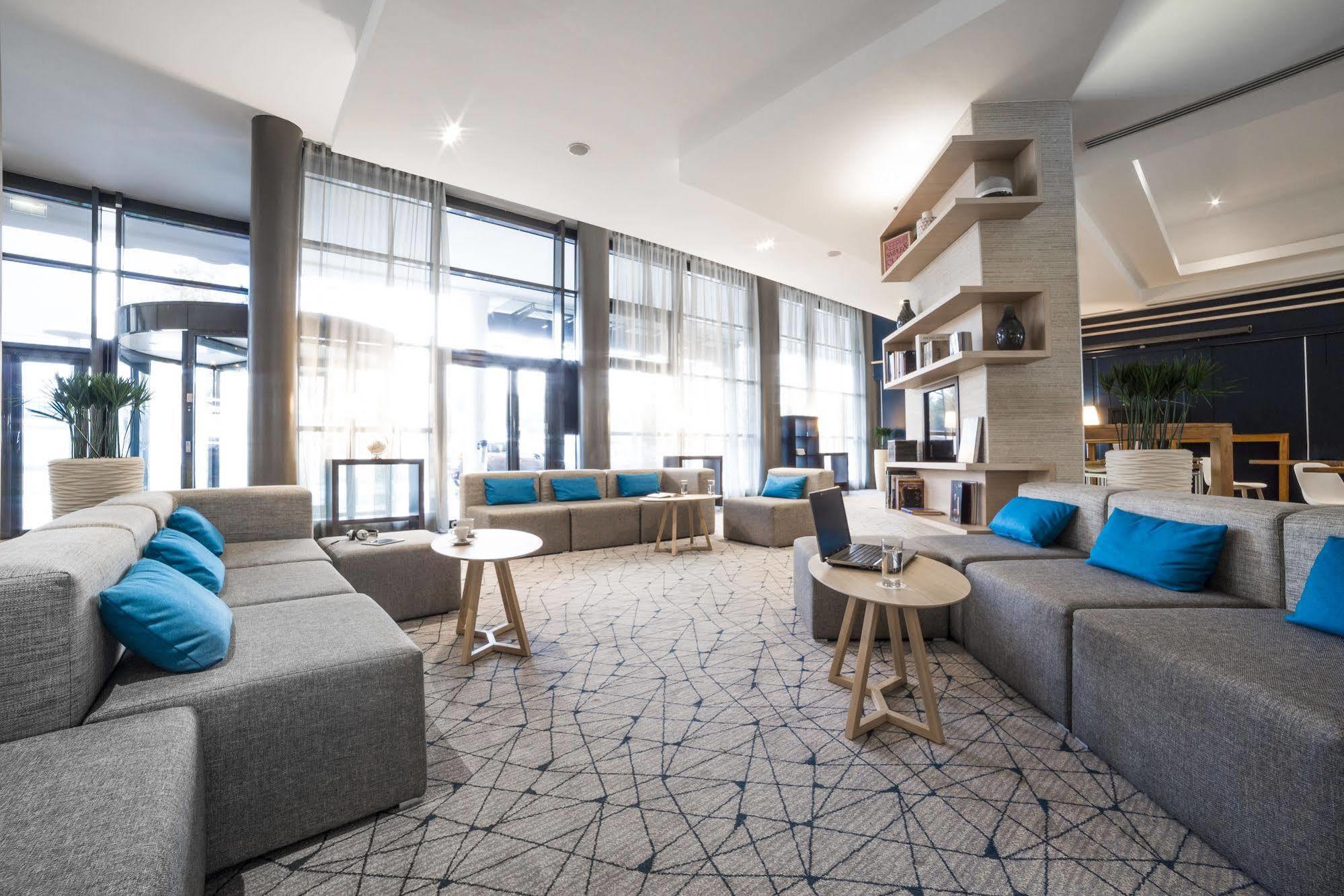 Hotel Courtyard By Marriott Paris La Defense West - Colombes Bois-Colombes Exterior foto