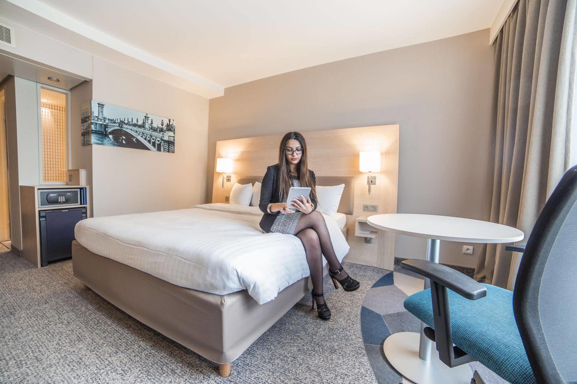 Hotel Courtyard By Marriott Paris La Defense West - Colombes Bois-Colombes Exterior foto